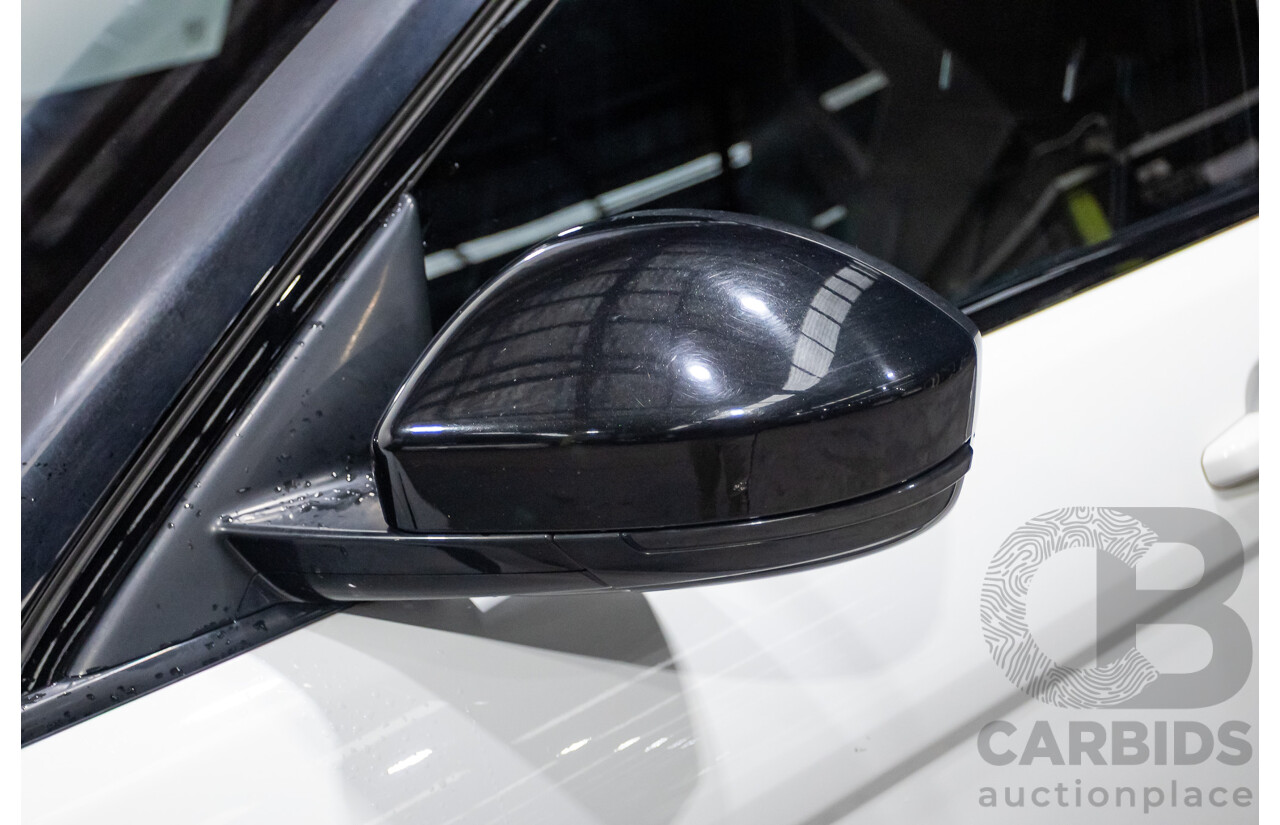 01/2015 Range Rover Evoque SD4 Dynamic (AWD) LV MY15 5D Wagon Fuji White Turbo Diesel 2.2L