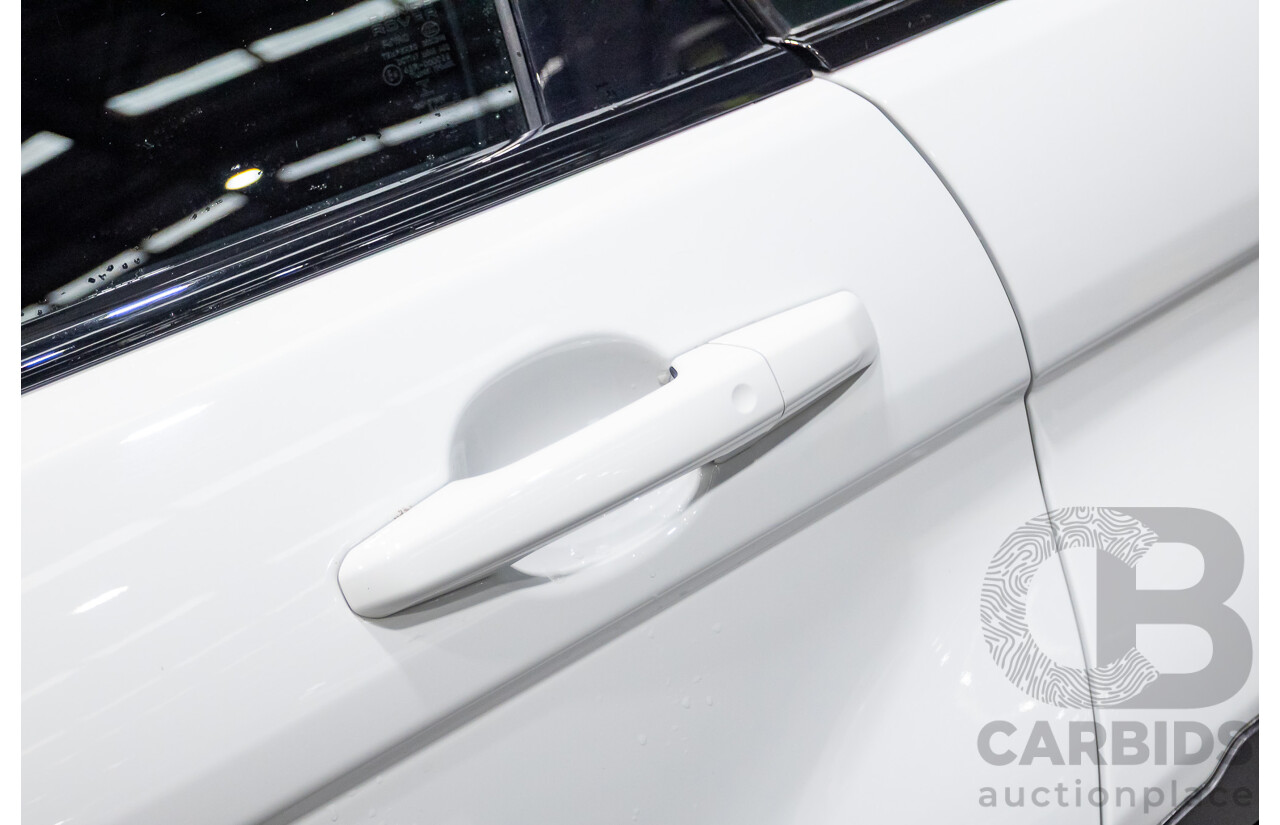 01/2015 Range Rover Evoque SD4 Dynamic (AWD) LV MY15 5D Wagon Fuji White Turbo Diesel 2.2L