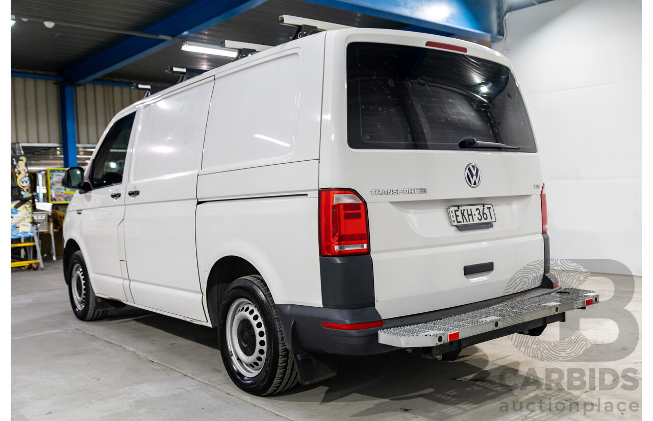 09/2017 Volkswagen Transporter TDI 340 SWB LOW (FWD) T6 MY18 Van Candy White Turbo Diesel 2.0L