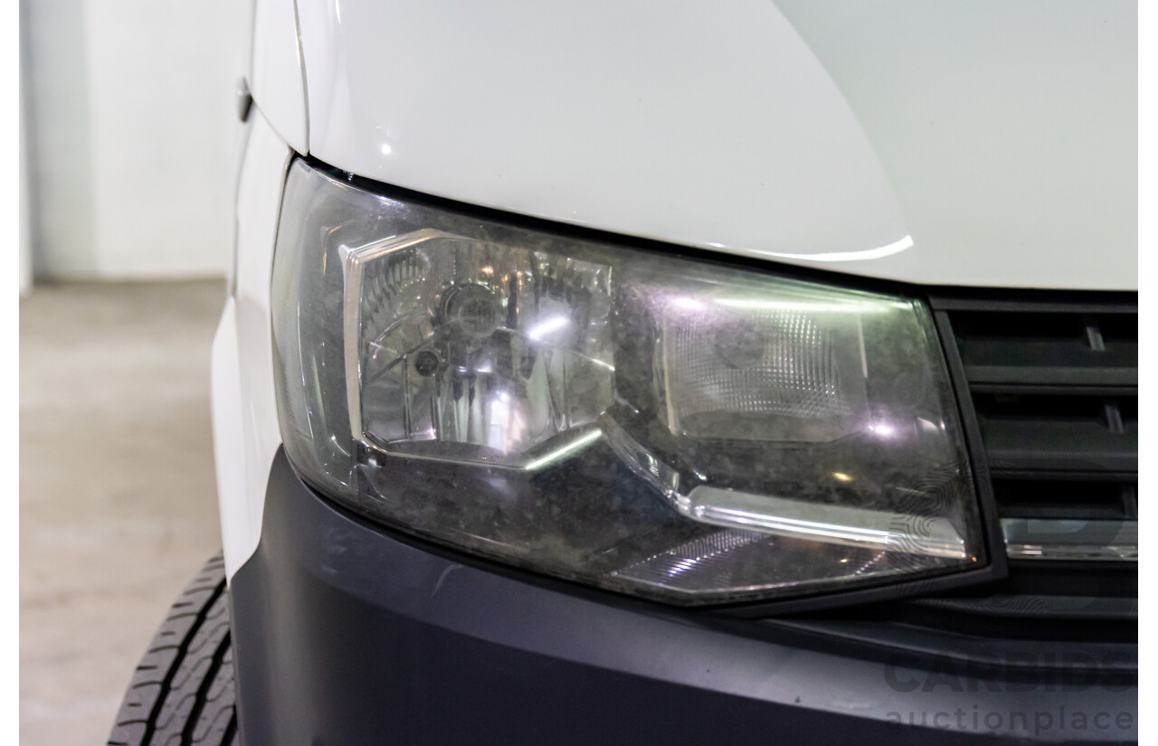 09/2017 Volkswagen Transporter TDI 340 SWB LOW (FWD) T6 MY18 Van Candy White Turbo Diesel 2.0L
