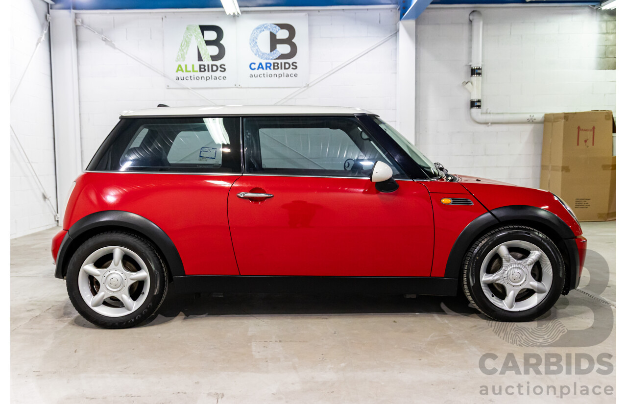 9/2004 Mini Cooper Chilli R50 2d Hatchback Chili Red/Pepper White Roof 1.6L