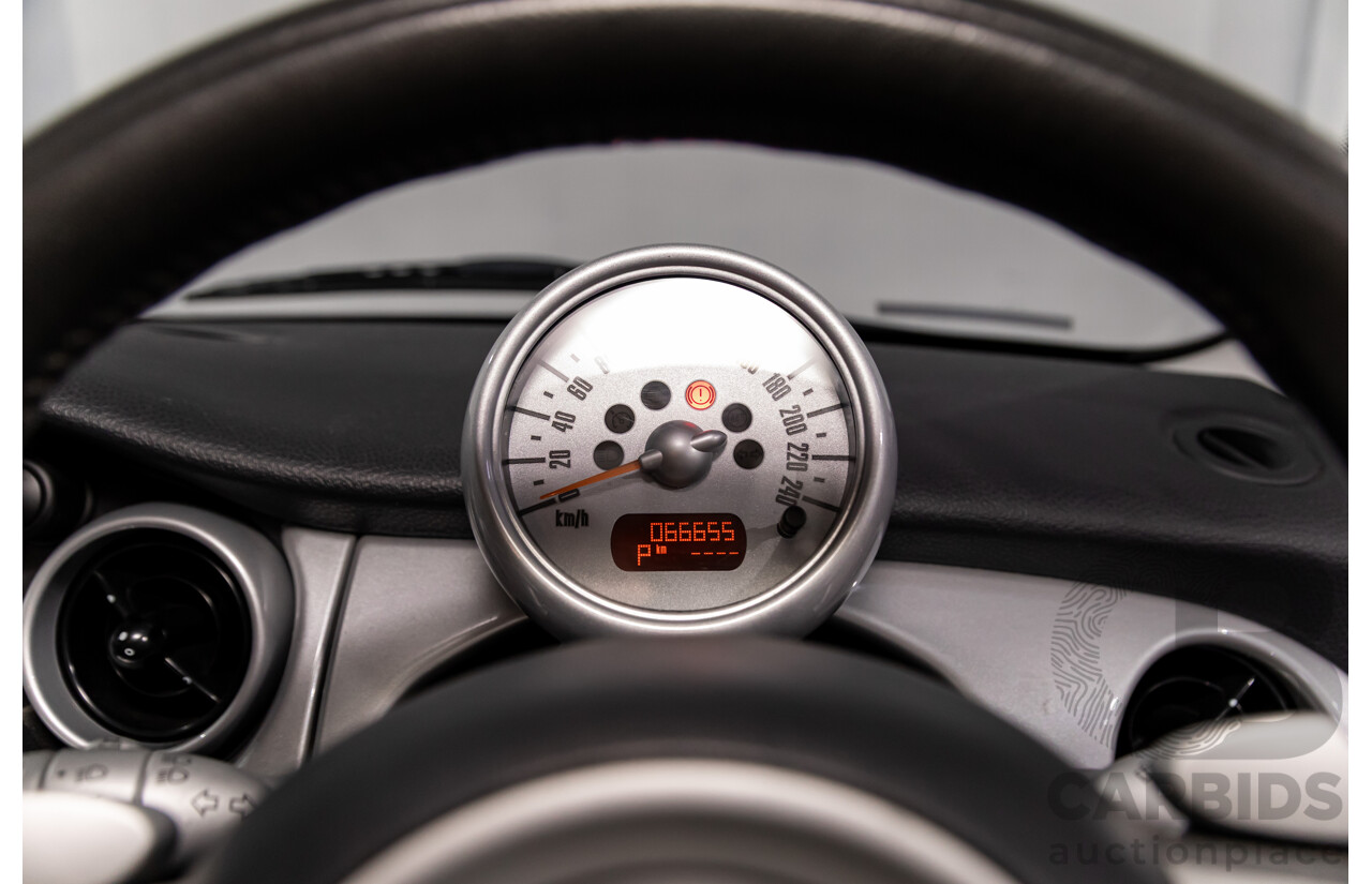 9/2004 Mini Cooper Chilli R50 2d Hatchback Chili Red/Pepper White Roof 1.6L