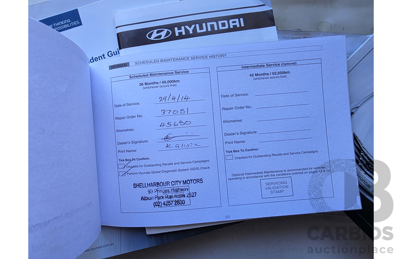 10/2012 Hyundai i30 Active 1.6 CRDi GD 5d Hatchback Sleek Silver Metallic Turbo Diesel 1.6L