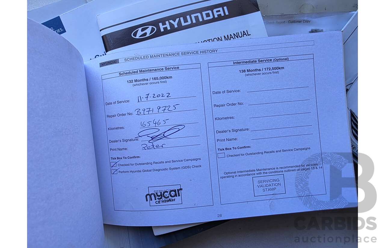 10/2012 Hyundai i30 Active 1.6 CRDi GD 5d Hatchback Sleek Silver Metallic Turbo Diesel 1.6L