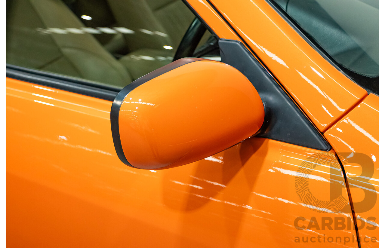 9/2001 Lexus IS200 GXE10R 4d Sedan Sunburst Orange 2.0L