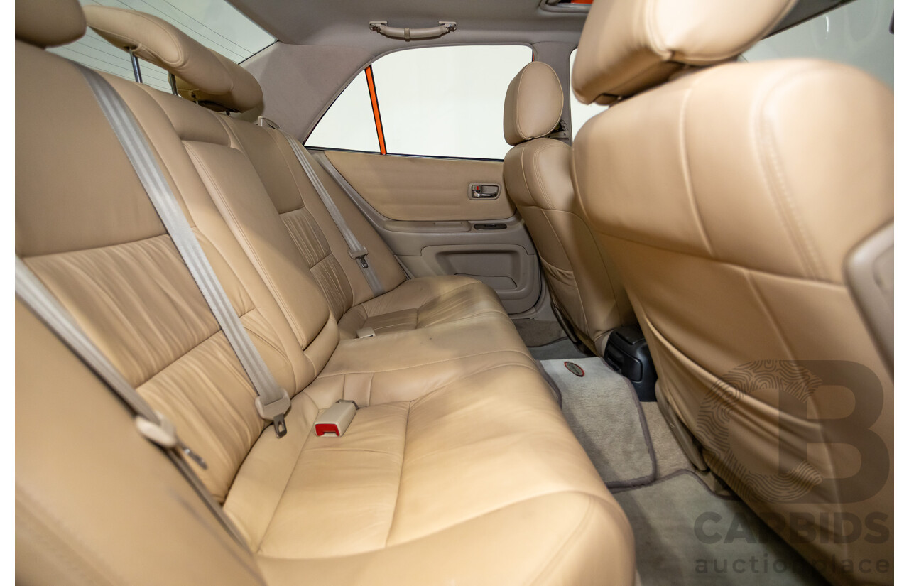 9/2001 Lexus IS200 GXE10R 4d Sedan Sunburst Orange 2.0L