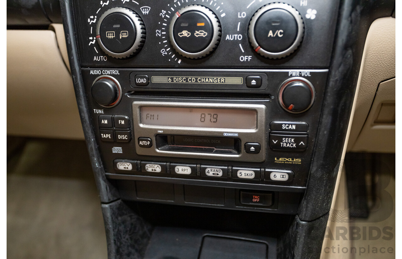 9/2001 Lexus IS200 GXE10R 4d Sedan Sunburst Orange 2.0L