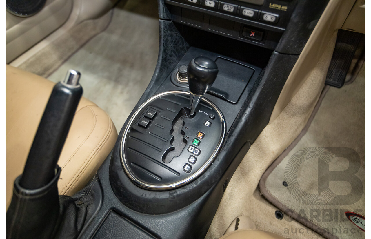 9/2001 Lexus IS200 GXE10R 4d Sedan Sunburst Orange 2.0L