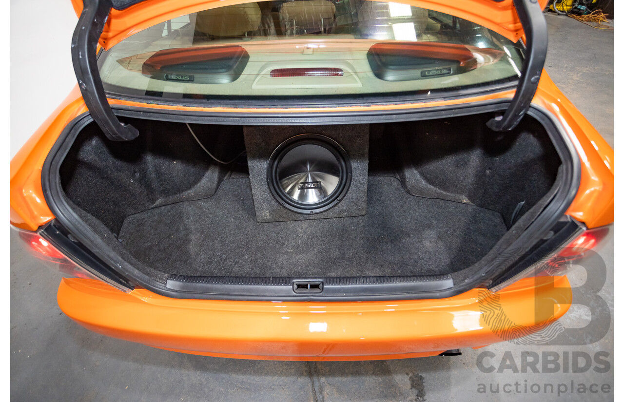 9/2001 Lexus IS200 GXE10R 4d Sedan Sunburst Orange 2.0L