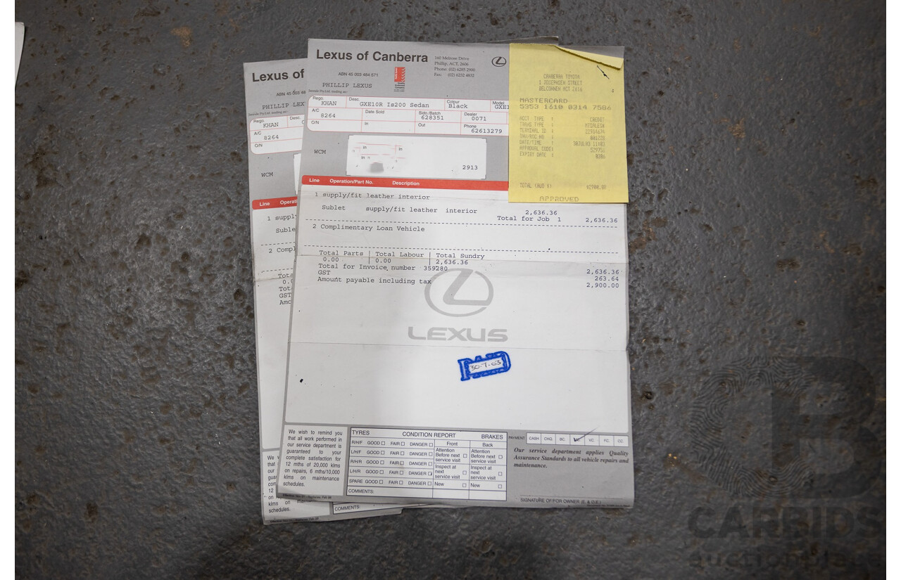 9/2001 Lexus IS200 GXE10R 4d Sedan Sunburst Orange 2.0L