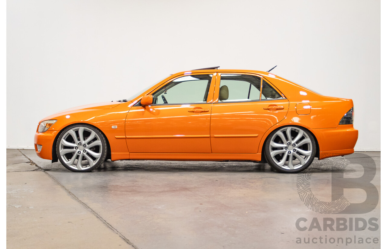 9/2001 Lexus IS200 GXE10R 4d Sedan Sunburst Orange 2.0L