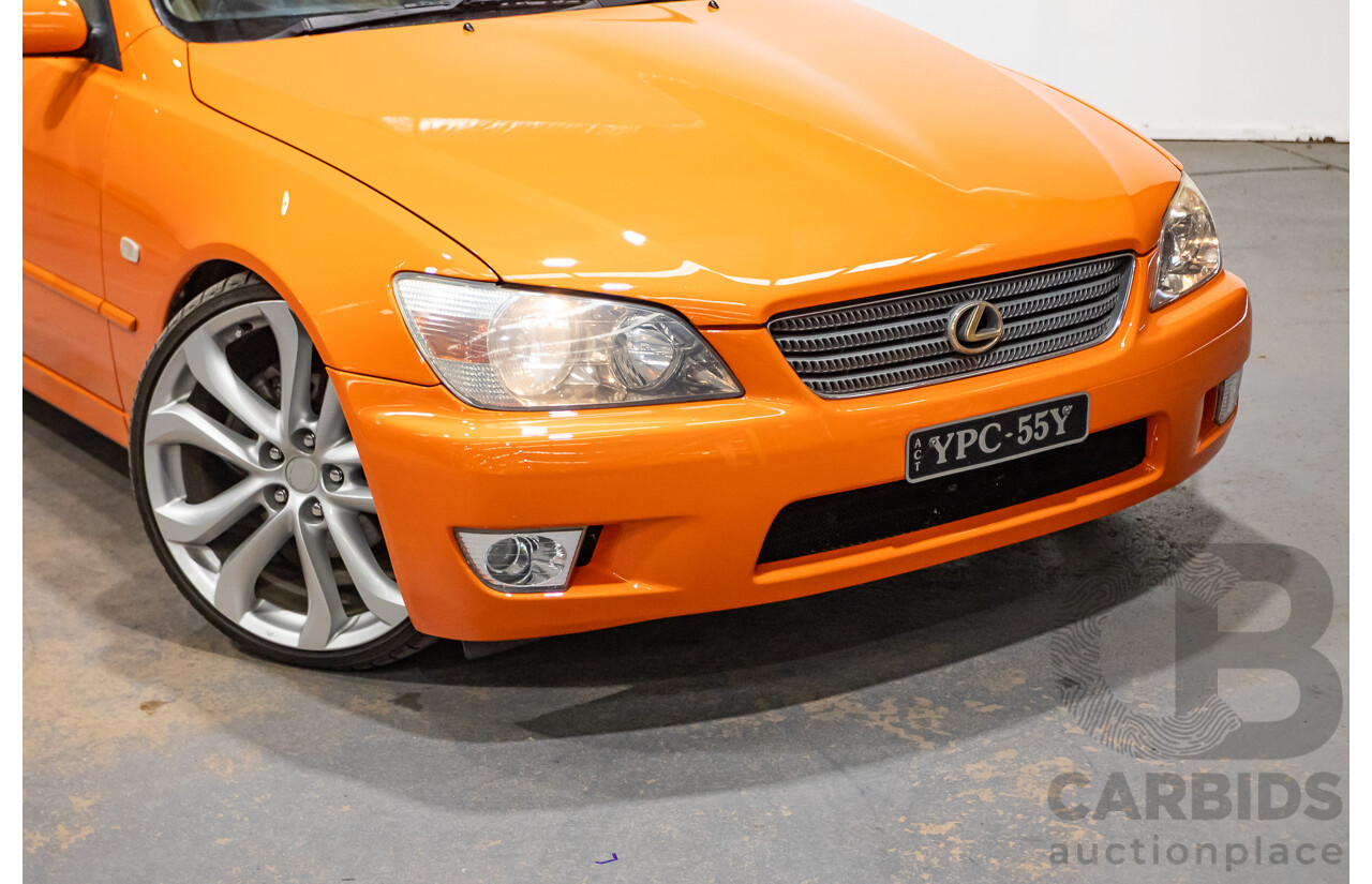 9/2001 Lexus IS200 GXE10R 4d Sedan Sunburst Orange 2.0L