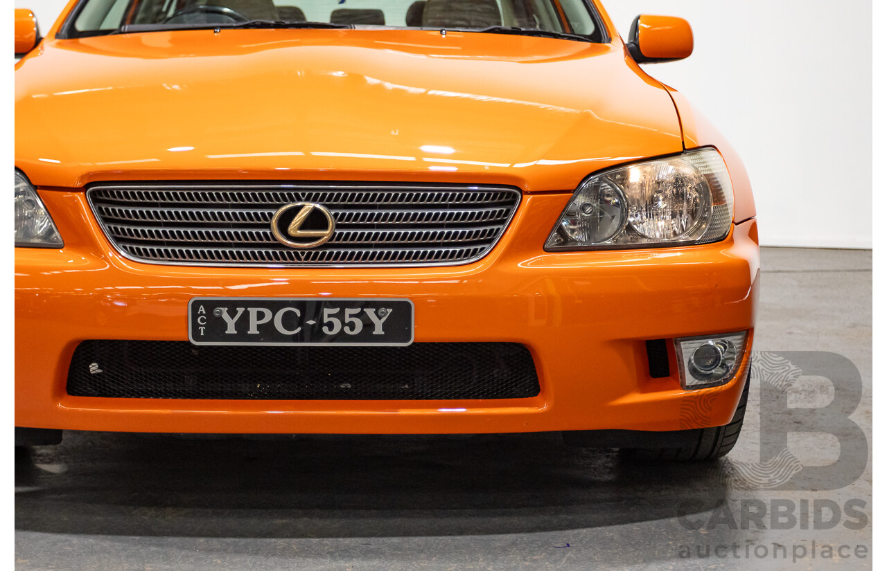 9/2001 Lexus IS200 GXE10R 4d Sedan Sunburst Orange 2.0L