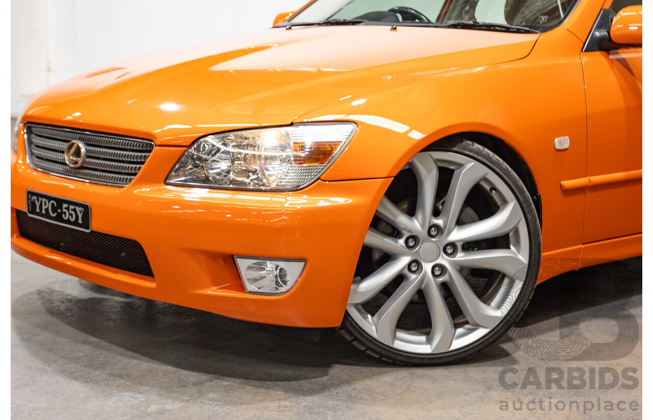 9/2001 Lexus IS200 GXE10R 4d Sedan Sunburst Orange 2.0L