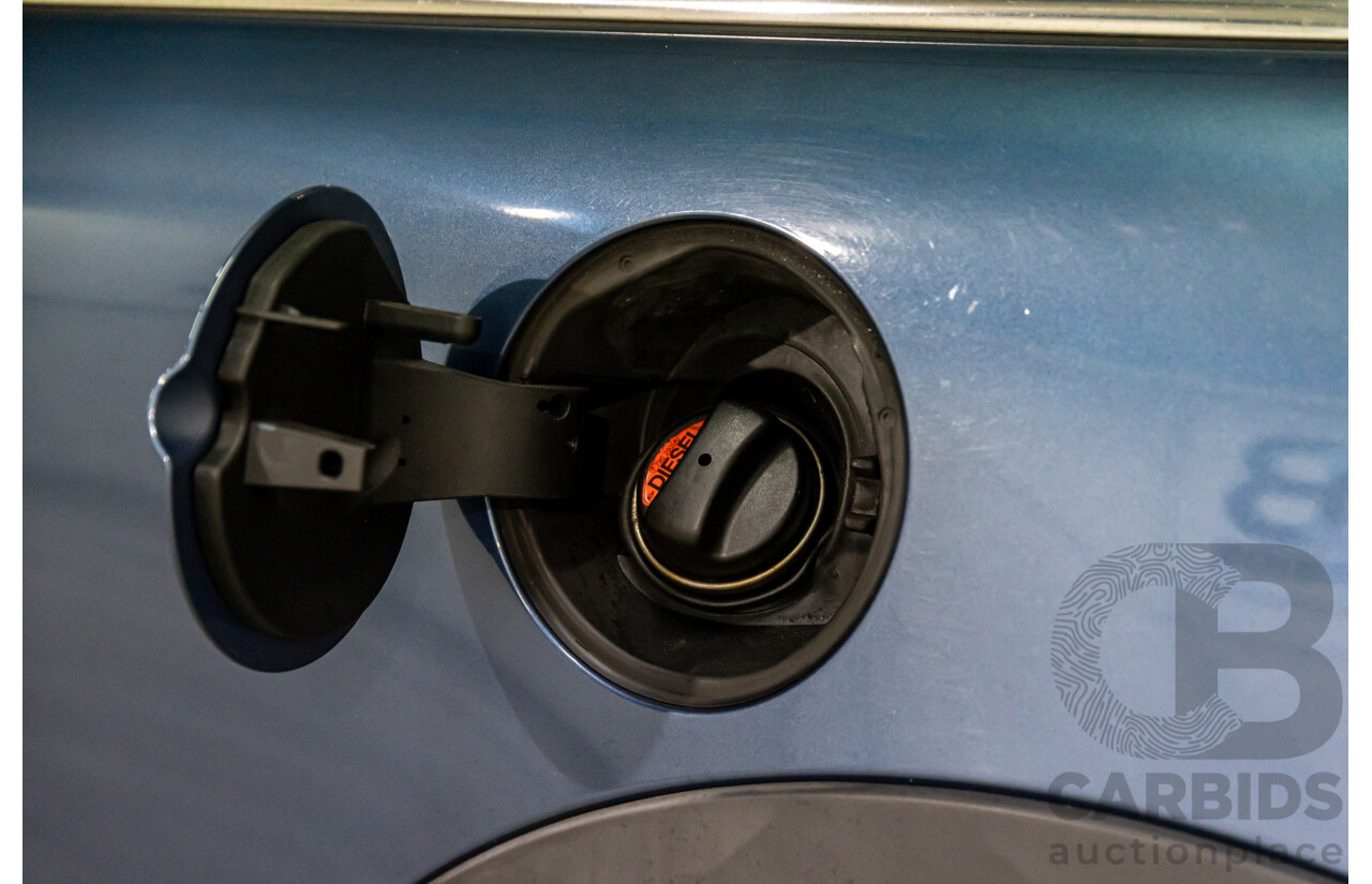 9/2009 Mini Cooper D R56 2d Hatchback Horizon Blue Metallic/Pepper White Roof Turbo Diesel 1.6L