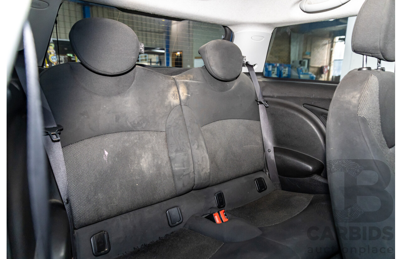 9/2009 Mini Cooper D R56 2d Hatchback Horizon Blue Metallic/Pepper White Roof Turbo Diesel 1.6L