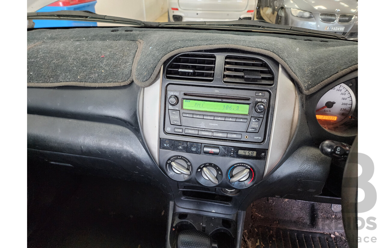 4/2004 Toyota Rav4 CV (4x4) ACA23R 4d Wagon Silver 2.4L