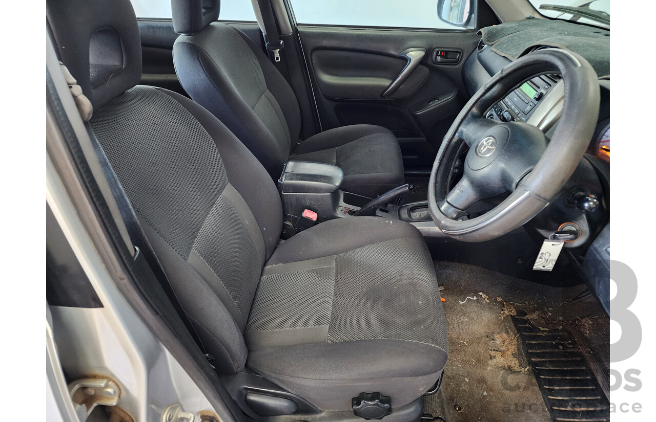 4/2004 Toyota Rav4 CV (4x4) ACA23R 4d Wagon Silver 2.4L
