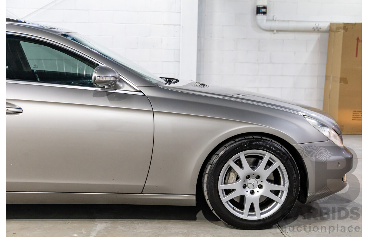 8/2005 Mercedes-Benz CLS 350 219 4d Coupe Cubanite Silver Metallic V6 3.5L
