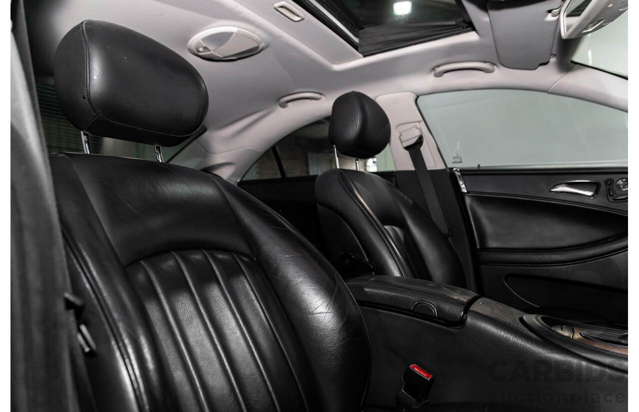 8/2005 Mercedes-Benz CLS 350 219 4d Coupe Cubanite Silver Metallic V6 3.5L