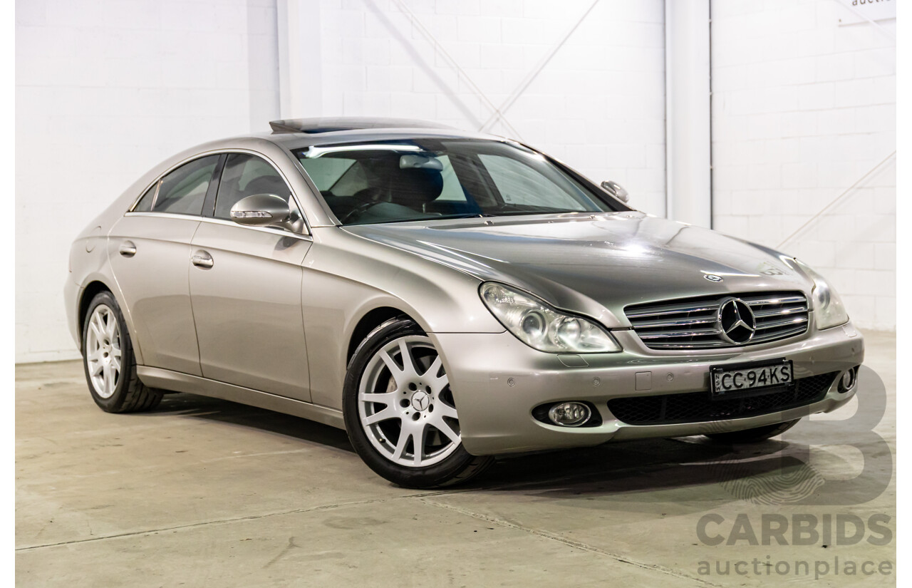 8/2005 Mercedes-Benz CLS 350 219 4d Coupe Cubanite Silver Metallic V6 3.5L