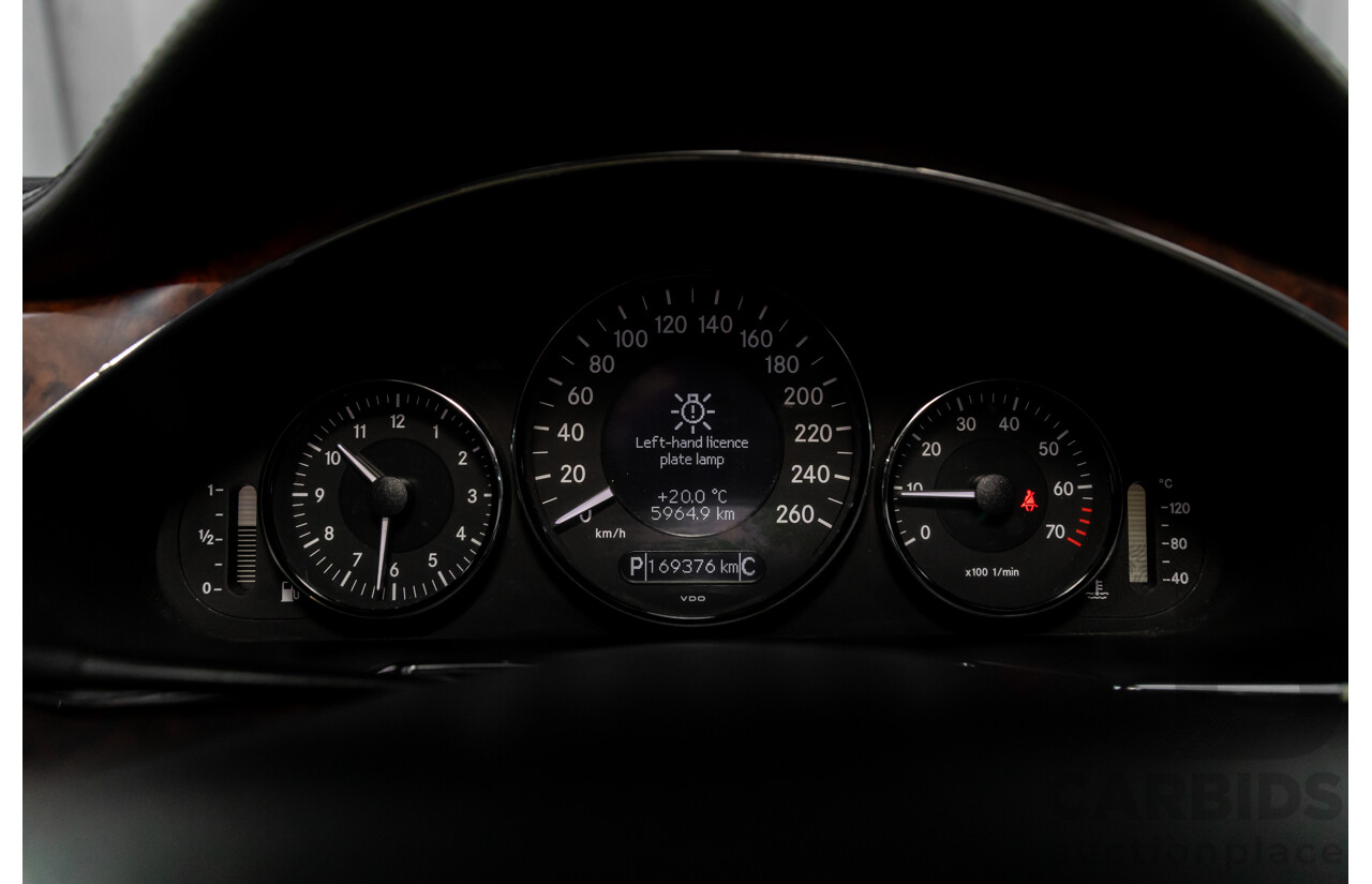 8/2005 Mercedes-Benz CLS 350 219 4d Coupe Cubanite Silver Metallic V6 3.5L