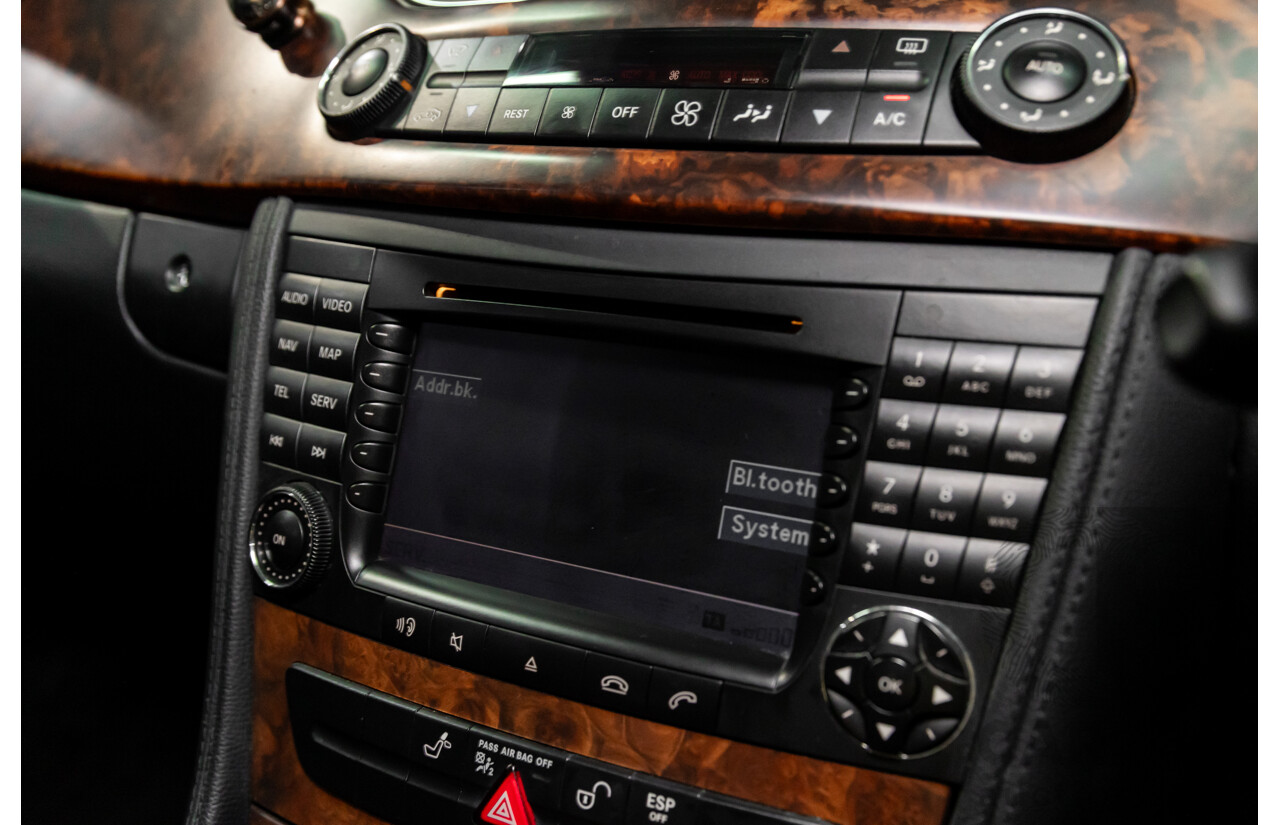 8/2005 Mercedes-Benz CLS 350 219 4d Coupe Cubanite Silver Metallic V6 3.5L