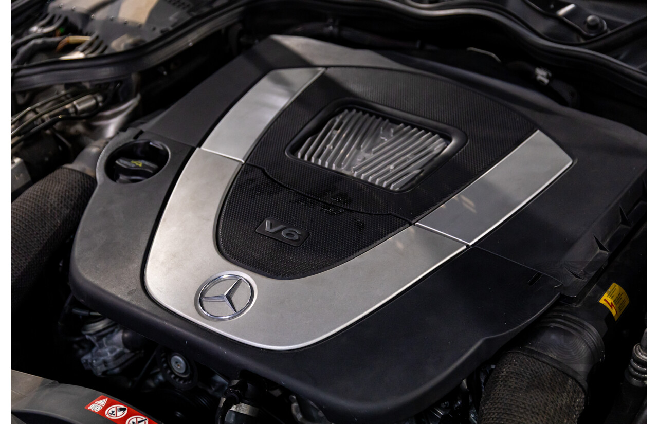 8/2005 Mercedes-Benz CLS 350 219 4d Coupe Cubanite Silver Metallic V6 3.5L