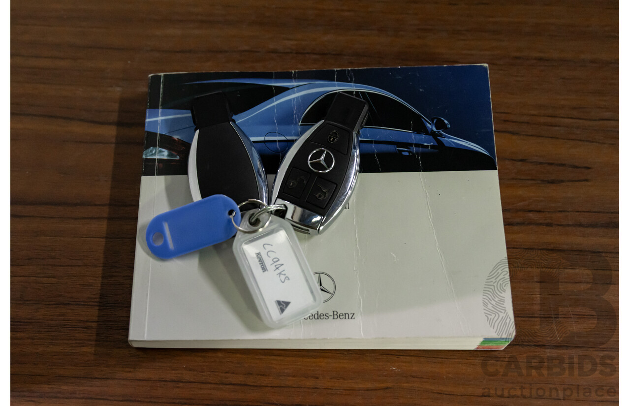 8/2005 Mercedes-Benz CLS 350 219 4d Coupe Cubanite Silver Metallic V6 3.5L