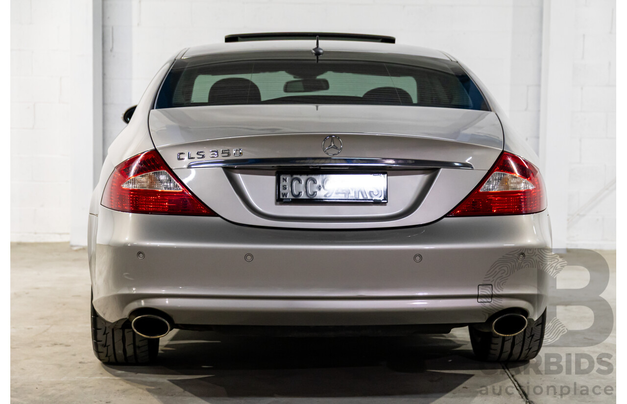 8/2005 Mercedes-Benz CLS 350 219 4d Coupe Cubanite Silver Metallic V6 3.5L