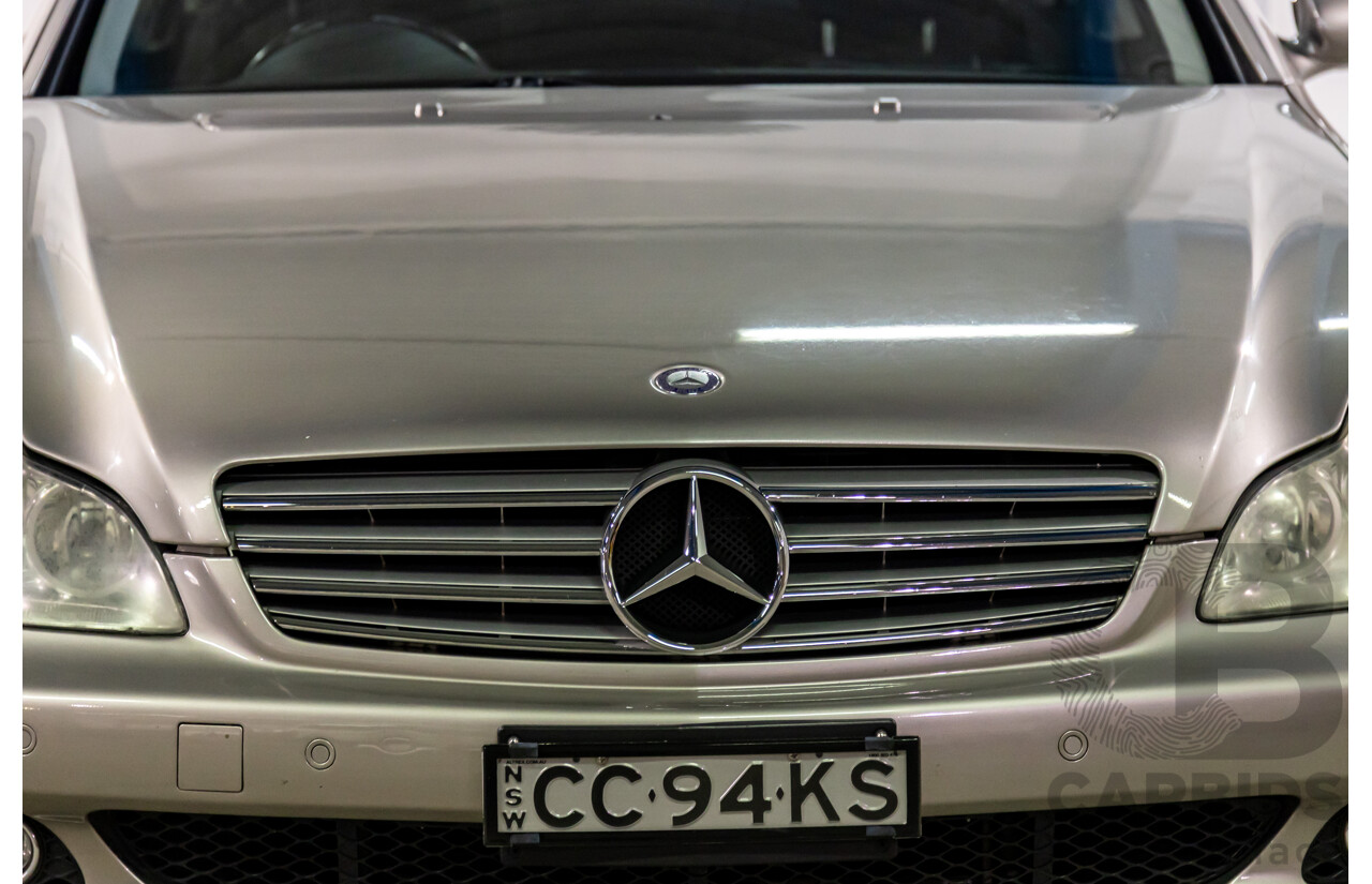 8/2005 Mercedes-Benz CLS 350 219 4d Coupe Cubanite Silver Metallic V6 3.5L