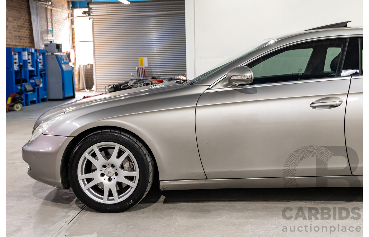 8/2005 Mercedes-Benz CLS 350 219 4d Coupe Cubanite Silver Metallic V6 3.5L