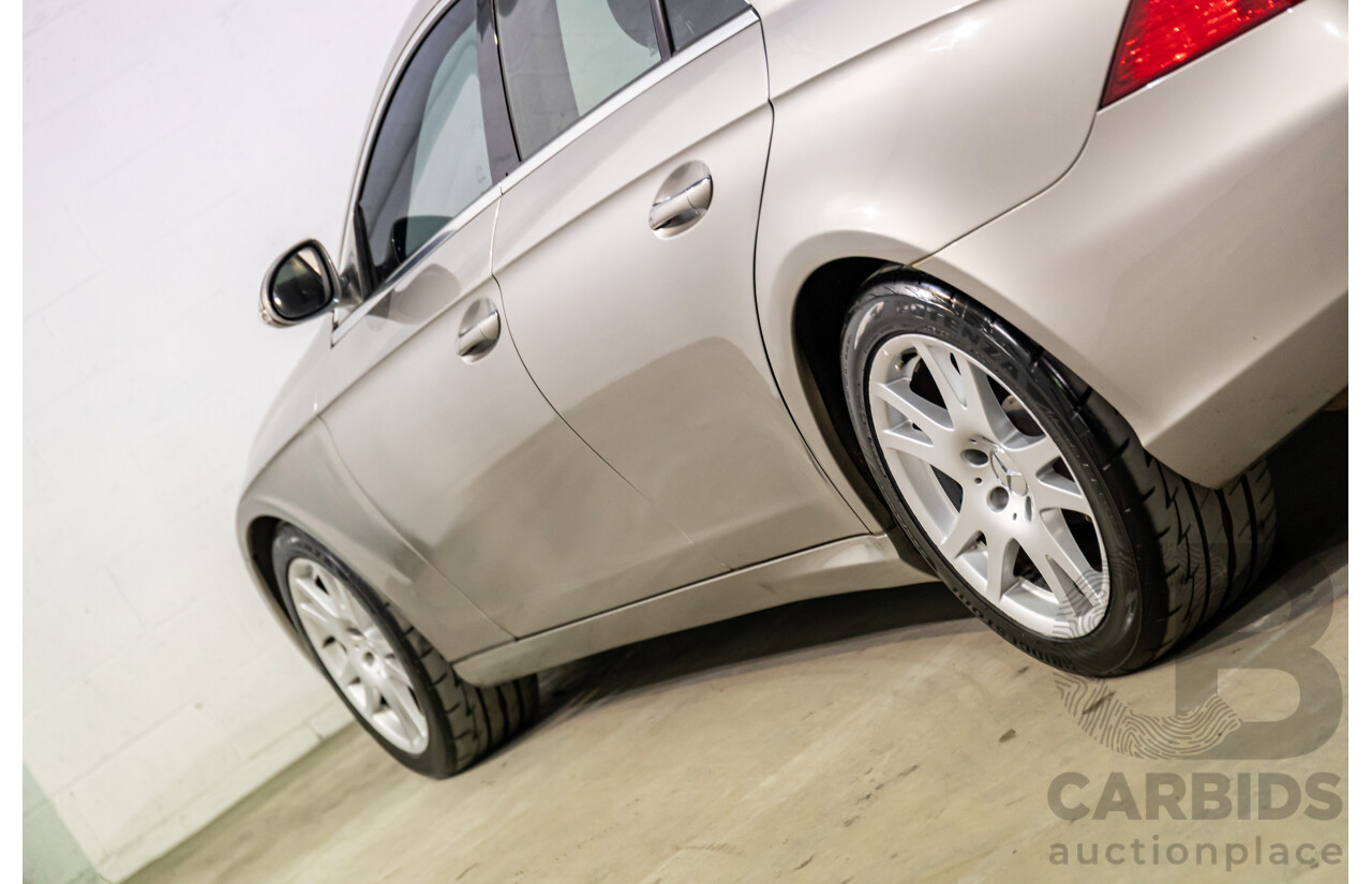 8/2005 Mercedes-Benz CLS 350 219 4d Coupe Cubanite Silver Metallic V6 3.5L