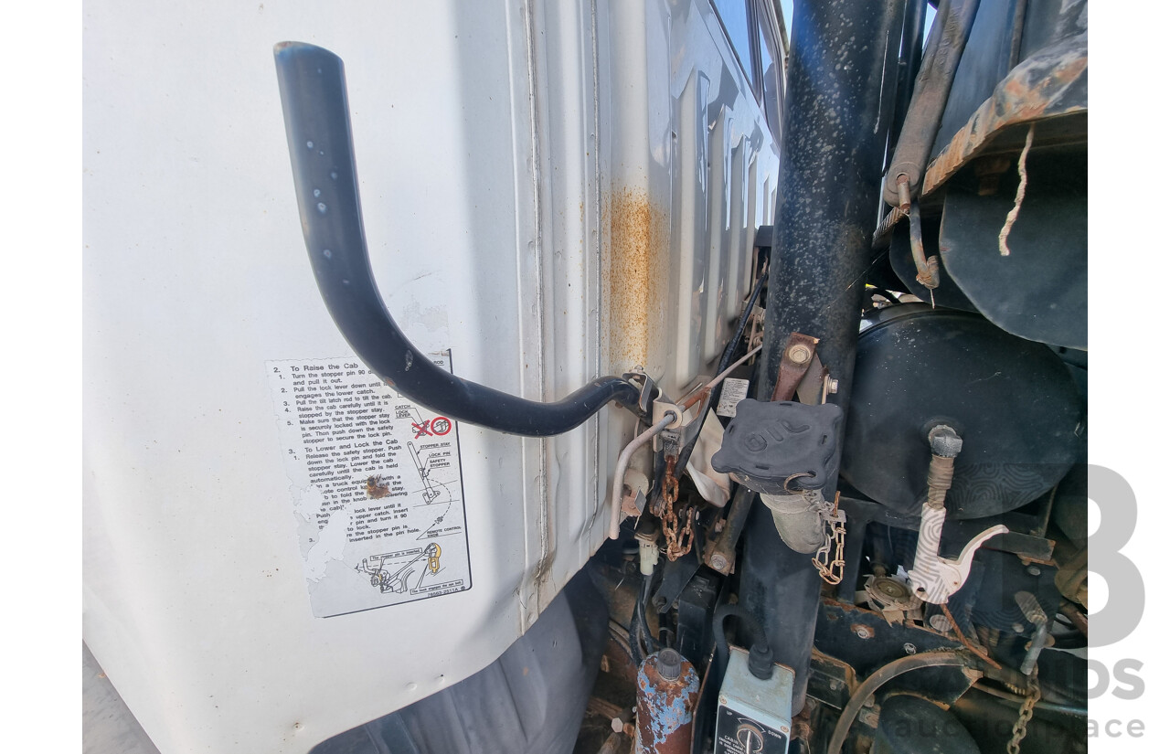 12/2002, Hino FF1J - 6 Cylinder Diesel, Dual Control 770 Cyclone Street Sweeper