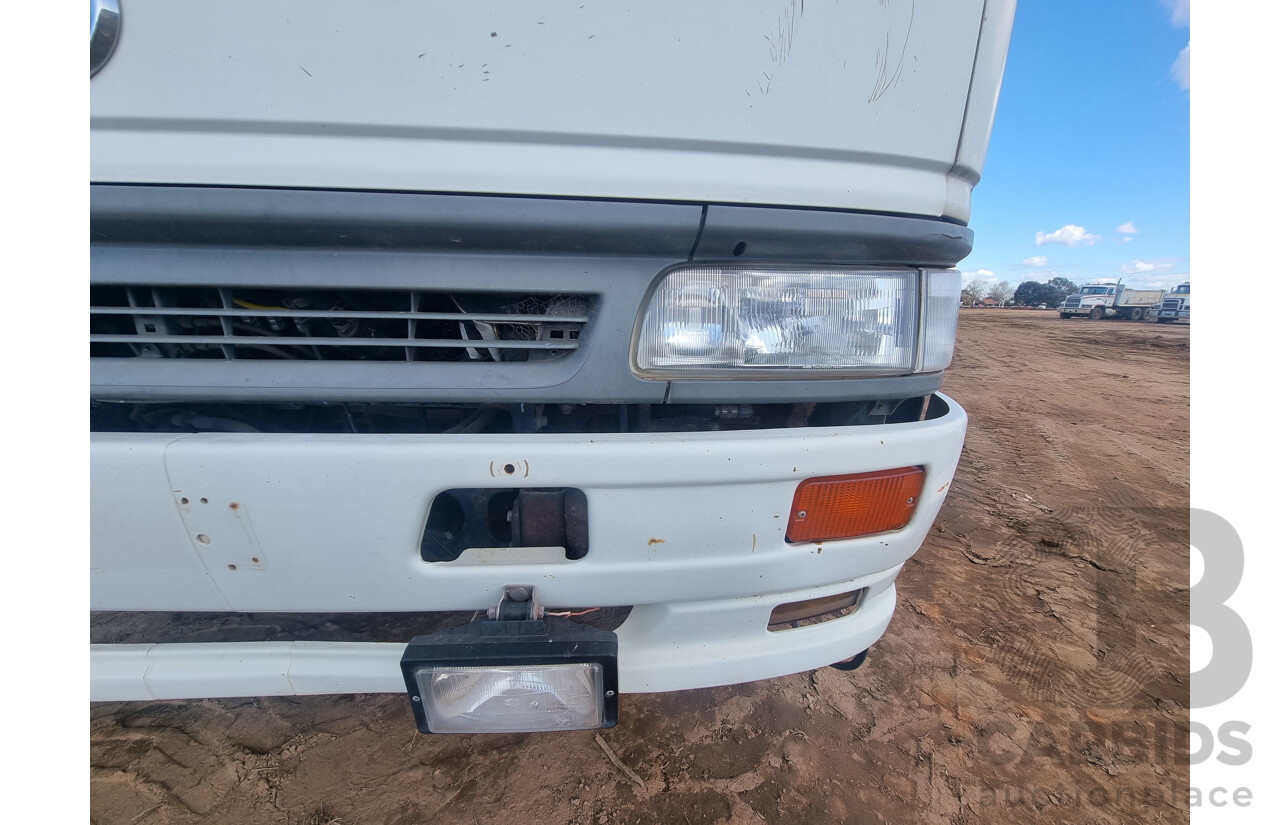 12/2002, Hino FF1J - 6 Cylinder Diesel, Dual Control 770 Cyclone Street Sweeper