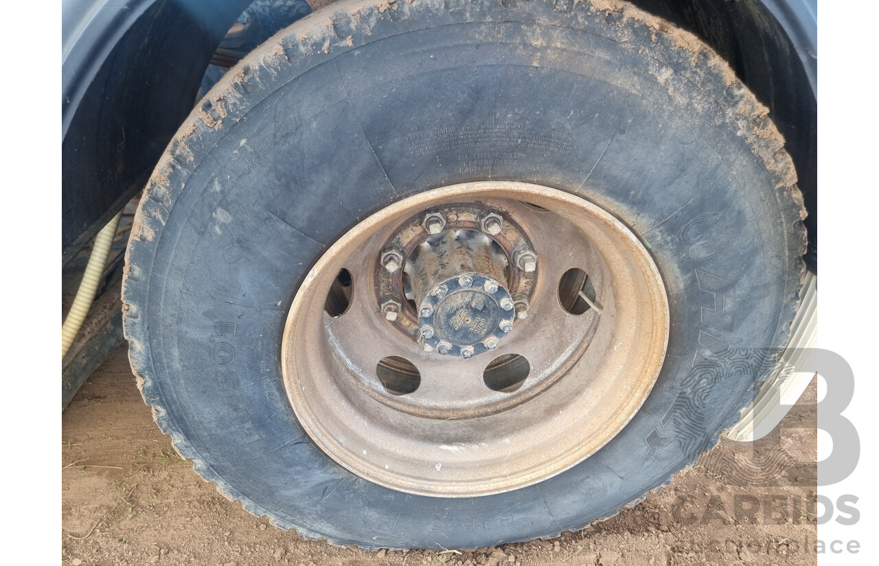 12/2002, Hino FF1J - 6 Cylinder Diesel, Dual Control 770 Cyclone Street Sweeper