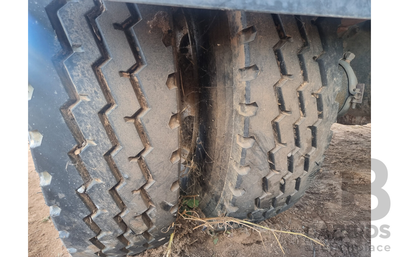 12/2002, Hino FF1J - 6 Cylinder Diesel, Dual Control 770 Cyclone Street Sweeper