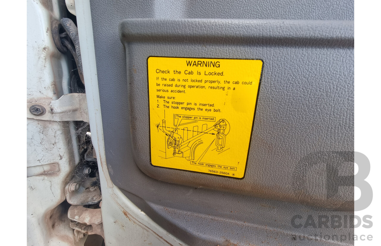 12/2002, Hino FF1J - 6 Cylinder Diesel, Dual Control 770 Cyclone Street Sweeper