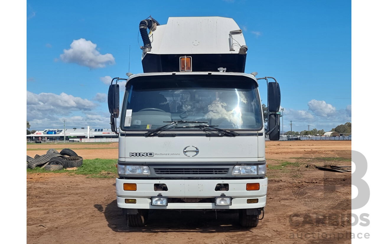 12/2002, Hino FF1J - 6 Cylinder Diesel, Dual Control 770 Cyclone Street Sweeper