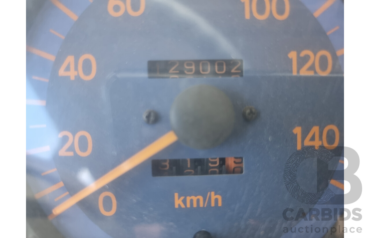 12/2002, Hino FF1J - 6 Cylinder Diesel, Dual Control 770 Cyclone Street Sweeper