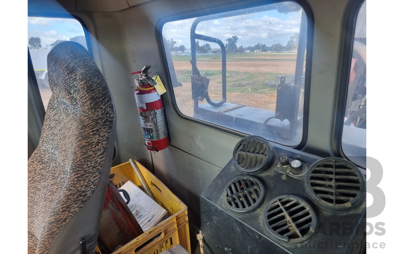 12/2002, Hino FF1J - 6 Cylinder Diesel, Dual Control 770 Cyclone Street Sweeper