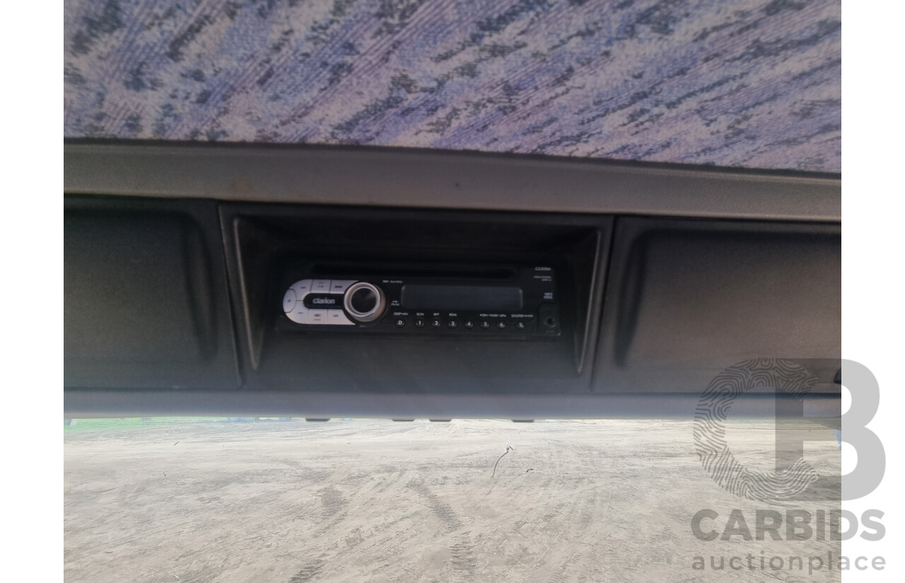 12/2002, Hino FF1J - 6 Cylinder Diesel, Dual Control 770 Cyclone Street Sweeper