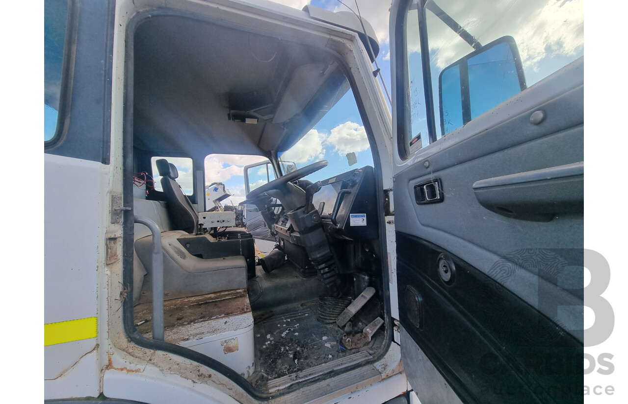 03/2004, IVECO Acco C/Cab 6WH DC LE 2350G ISC Cummins 12,000L Water Cart