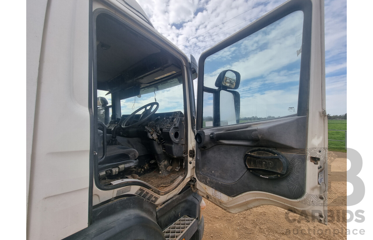 12/2003 Scania P124 6x4, 12L Diesel, Tipper Truck