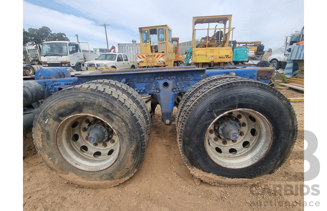 12/2003 Scania P124 6x4, 12L Diesel, Tipper Truck