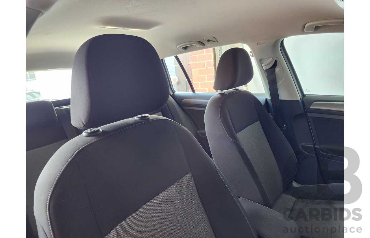 2/2014 Volkswagen Golf 90 TSI AU MY14 4d Wagon Silver 1.4L