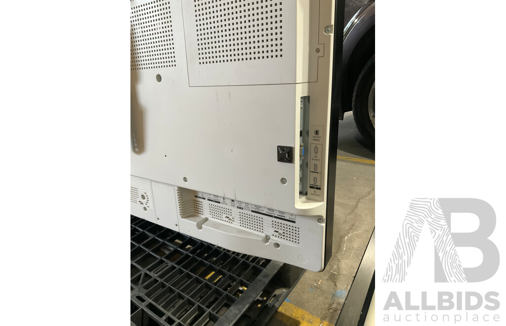 SHARP 60' (PN-60TB3) Interactive LCD Monitor