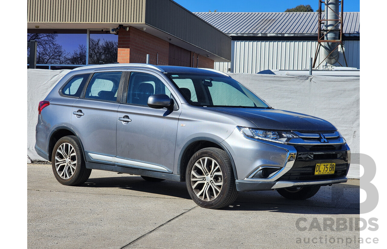 10/2017 Mitsubishi Outlander ES 7-seater (4x2) ZL MY18 4d Wagon Grey 2.4L
