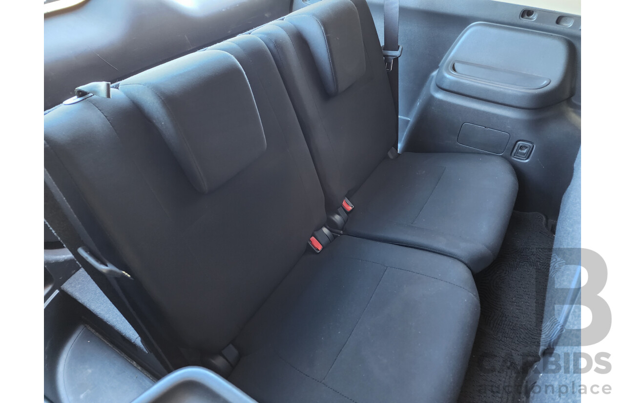 10/2017 Mitsubishi Outlander ES 7-seater (4x2) ZL MY18 4d Wagon Grey 2.4L