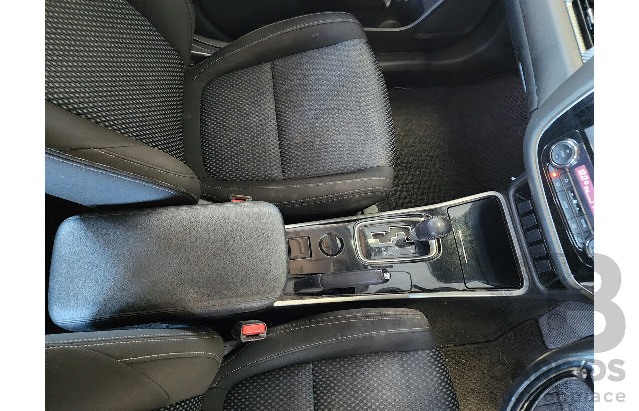 10/2017 Mitsubishi Outlander ES 7-seater (4x2) ZL MY18 4d Wagon Grey 2.4L